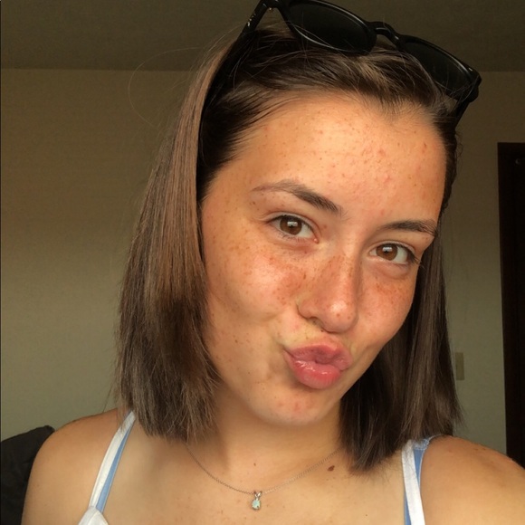 Meet your Posher, Michaela - Picture 1 of 1